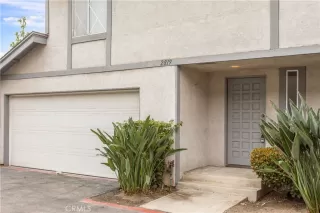 Photo #4: ND23182409 Listing