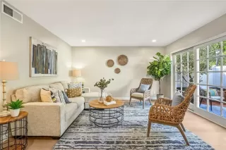 Photo #6: ND23188290 Listing