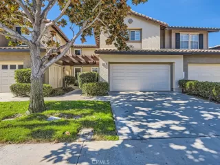 Photo #1: ND23206313 Listing