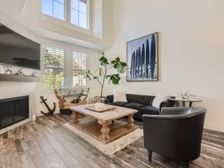 Photo #2: ND23206313 Listing