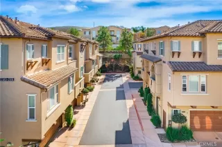 Photo #2: ND23212775 Listing