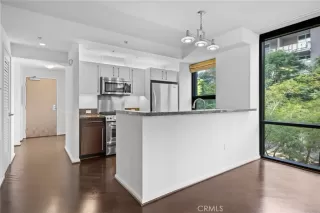 Photo #4: ND23226255 Listing 