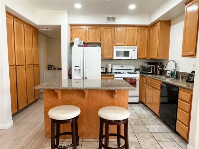 MLS: ND24022444 Condo For Sale