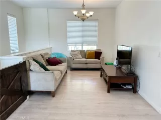 Photo #3: ND24022444 Listing