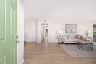 Photo #5: ND24036552 Listing 