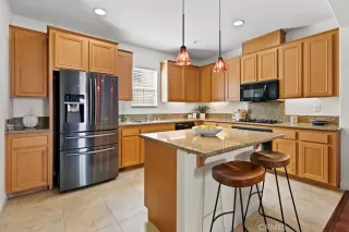 Photo #5: ND24091149 Listing