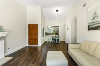 Photo #6: ND24091770 Listing