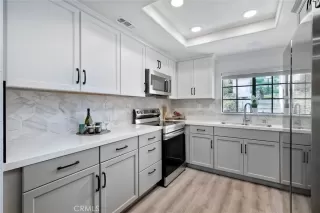 Photo #4: ND24103084 Listing 