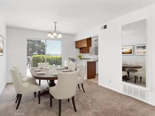 Photo #2: ND24106147 Listing