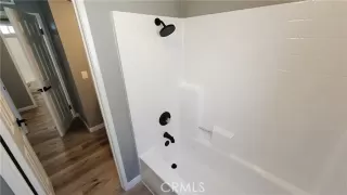 Photo #5: ND24159883 Listing