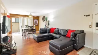 Photo #1: ND24182151 Listing 