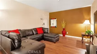 Photo #3: ND24182151 Listing 