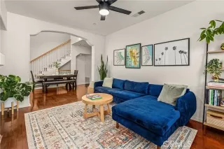 Photo #4: ND24200165 Listing