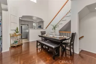 Photo #5: ND24200165 Listing