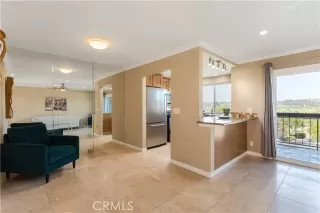 Photo #6: ND24230258 Listing