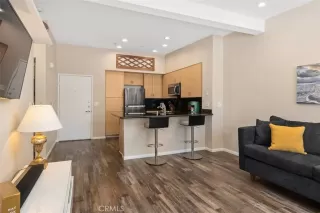 Photo #3: ND25044624 Listing