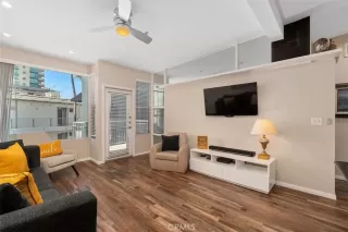 Photo #5: ND25044624 Listing