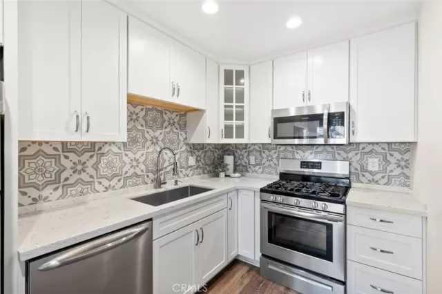 MLS: ND25066871 Condo For Sale