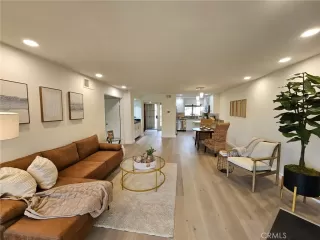 Photo #4: ND25092676 Listing