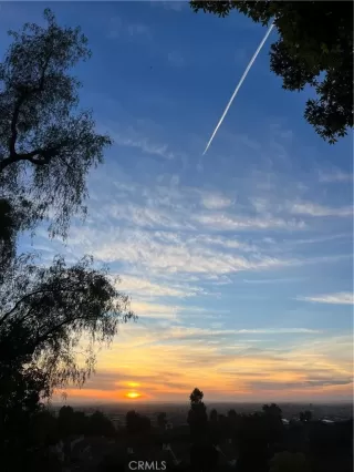 Photo #3: ND25106445 Listing