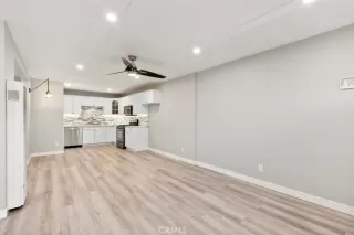 Photo #5: ND25106871 Listing