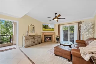 Photo #5: ND25118915 Listing 