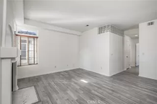 Photo #2: ND25197351 Listing 