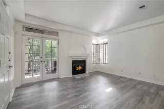 Photo #3: ND25197351 Listing 