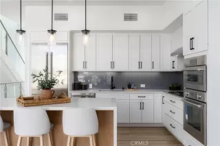 Photo #1: ND25206870 Listing