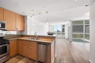 Photo #2: ND25231730 Listing 