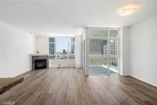 Photo #3: ND25231730 Listing 