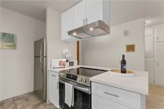 Photo #4: ND25238132 Listing 