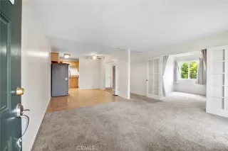 Photo #2: ND25239156 Listing 