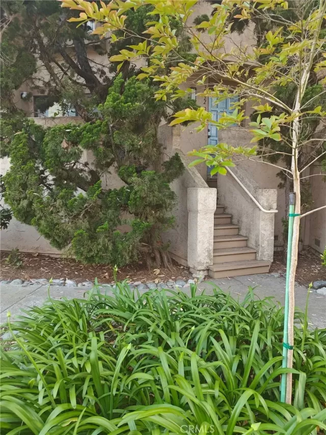 MLS: ND25250563 Condo For Sale