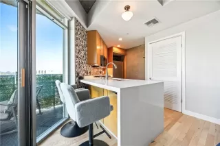 Photo #3: ND25275188 Listing 