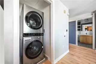 Photo #6: ND25275188 Listing 