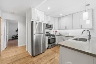 Photo #6: ND26002389 Listing 