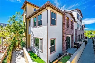 Photo #1: ND26031188 Listing 