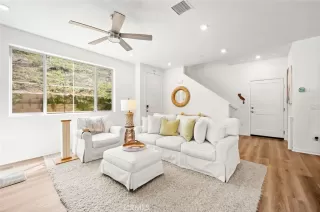 Photo #6: ND26031188 Listing 