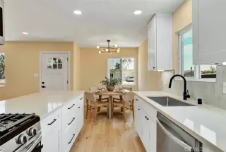 Photo #3: ND26072888 Listing 