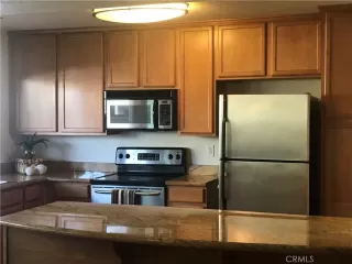 Photo #5: ND26085757 Listing 