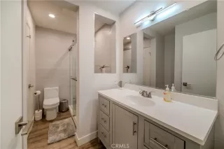 Photo #5: ND26103262 Listing 