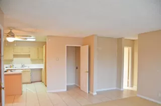 Photo #4: NDP2201866 Listing