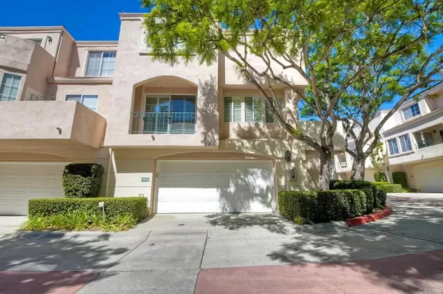 MLS: NDP2209788 Condo For Sale