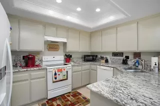 Photo #3: NDP2210412 Listing 