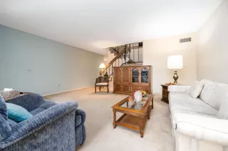 Photo #5: NDP2210940 Listing