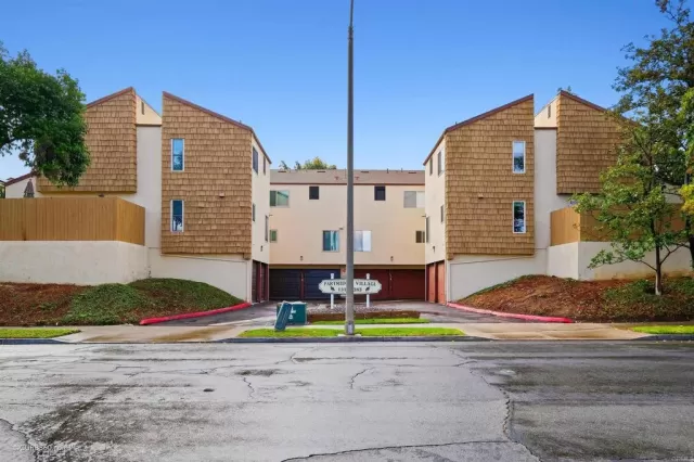 MLS: NDP2210983 Condo For Sale