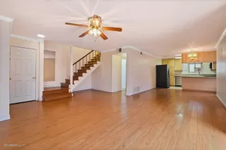 Photo #3: NDP2210983 Listing