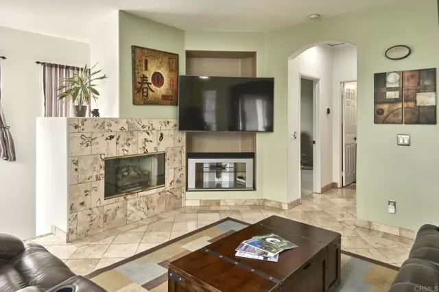 MLS: NDP2211002 Condo For Sale