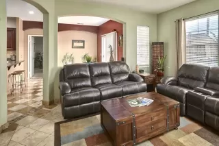 Photo #3: NDP2211002 Listing